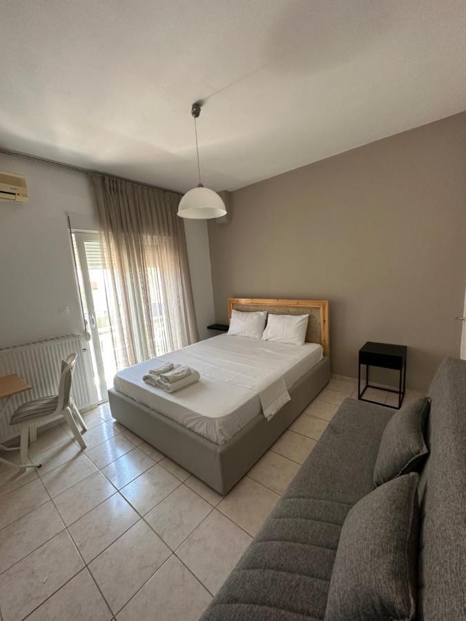 Rooms To Let Stefos Nea Chili Bagian luar foto