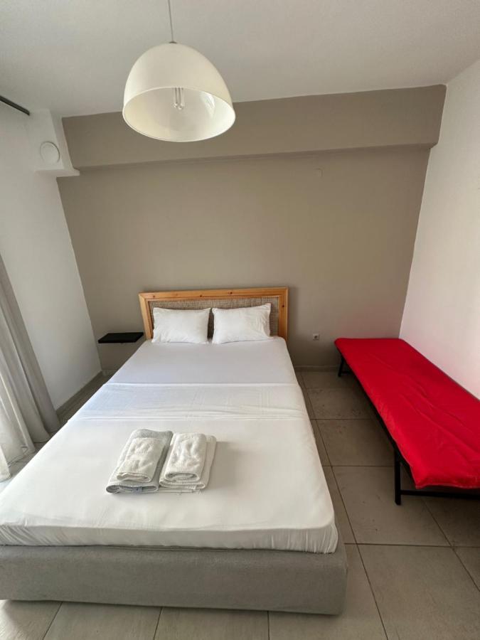 Rooms To Let Stefos Nea Chili Bagian luar foto